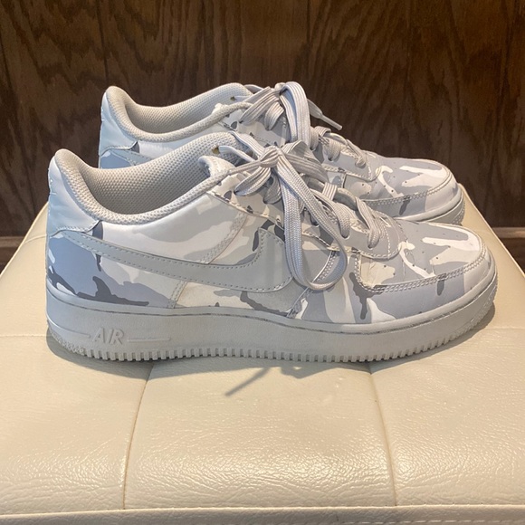 Nike Air Force One “Gray Reflective Camo” - Picture 3 of 7